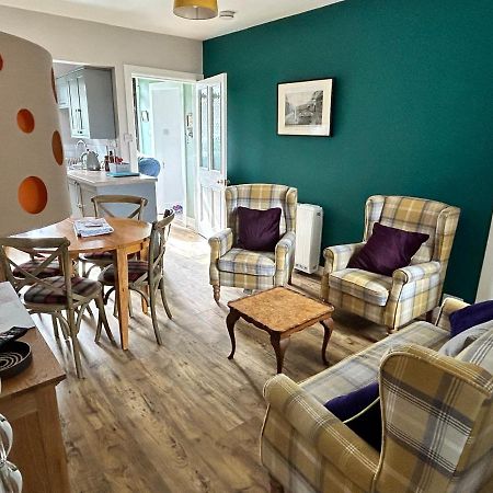 Lottie'S Cottage, Rhynie, Aberdeenshire Bagian luar foto